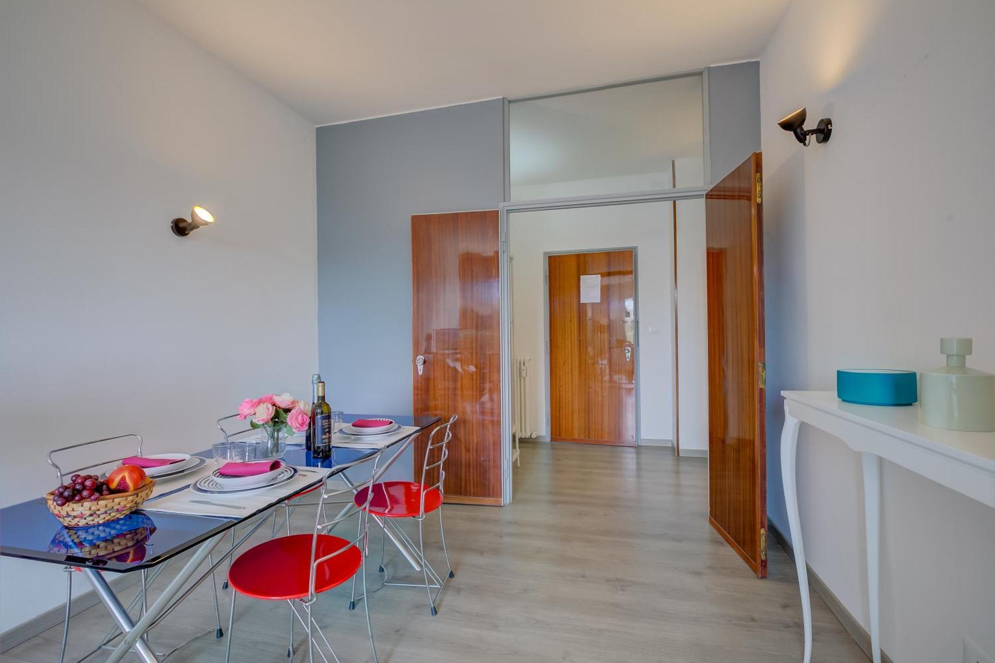 Appartamento Di Tommaso - Happy Rentals เดเซนซาโนเดลการ์ดา ภายนอก รูปภาพ